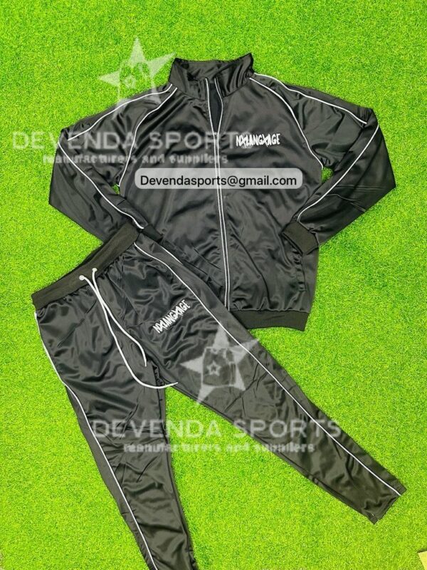 02e2af8b-fd16-468e-8d04-8bfec4857edc