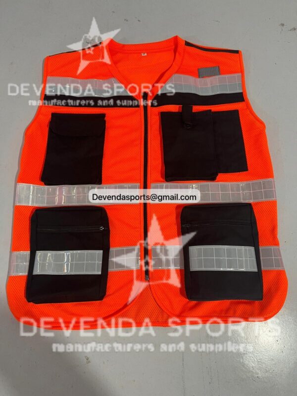 e4e128ea-4475-4767-889e-7acfe83cf833